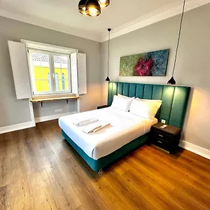 relax-and-explore-and-suites.hotels-lisbon-portugal.com/